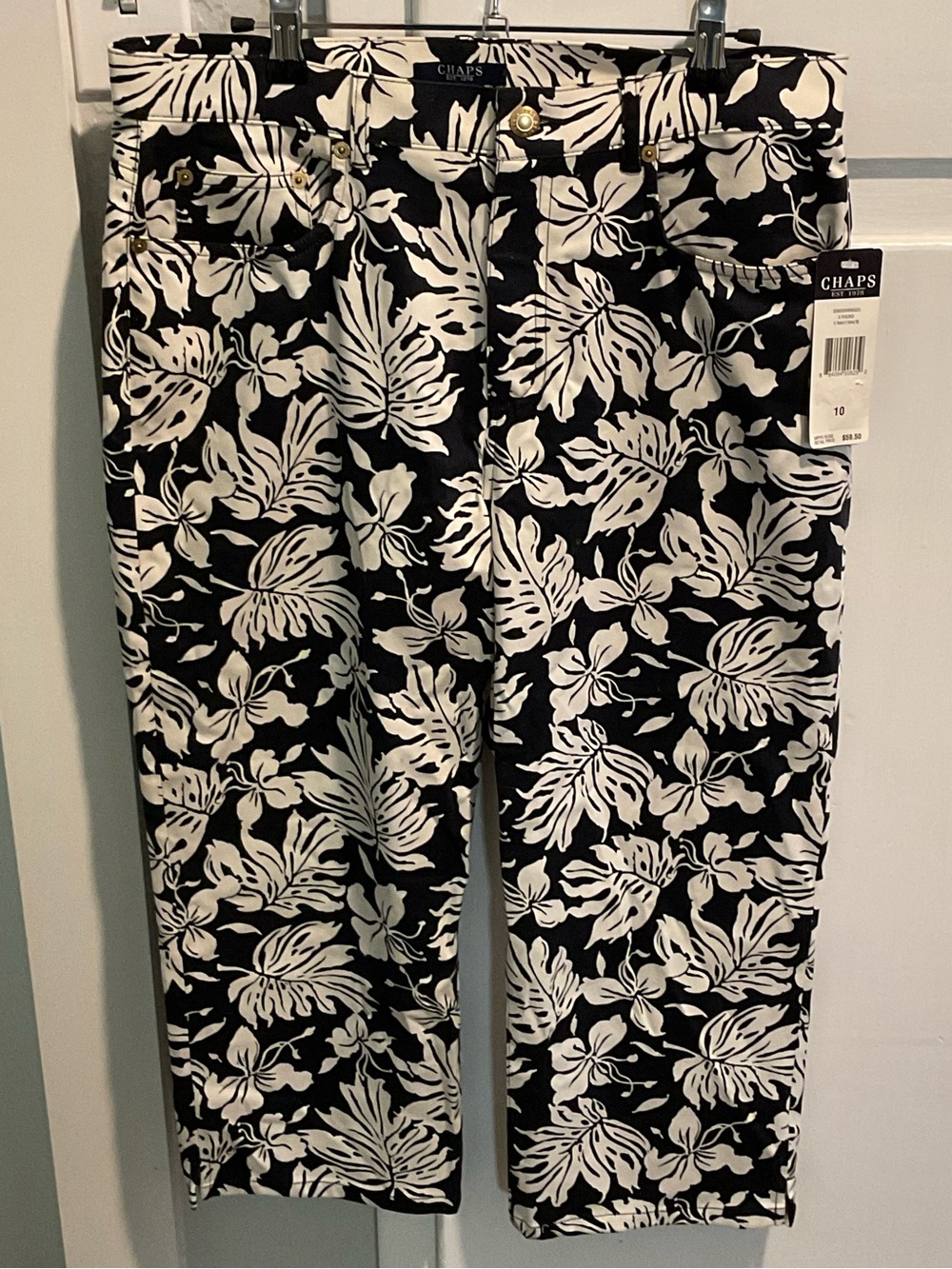Chaps Black & White Floral Capri Pants with Gold-Tone Accents
